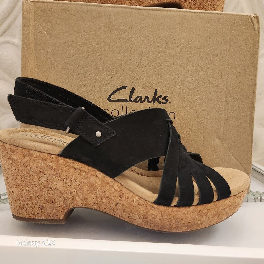 Clarks "Giselle Ivy" Black Nubuck Leather Wedges. NIB. Size 9.5